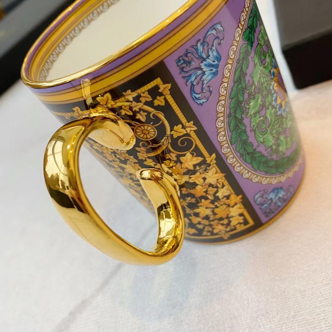 Versace single mug - Image 3 of 3